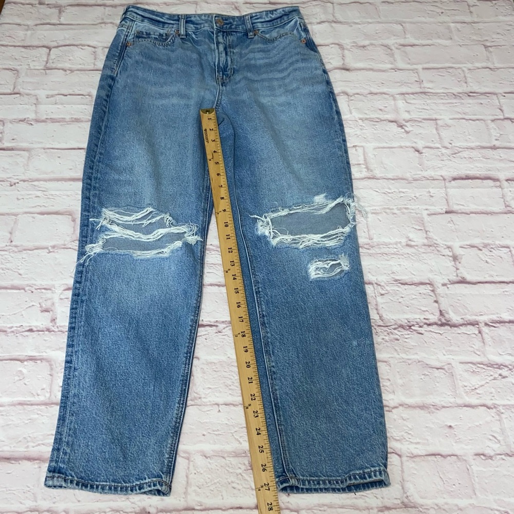 American Eagle (30x27) Strigid Distressed High Rise Mom Jeans - Women’s 10 - Picture 6 of 14
